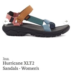 Teva hurricane XLT2 light multi womens 8